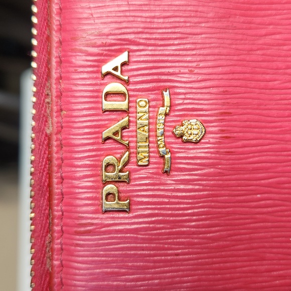 Prada Long Zip Wallet in Pink Authentication Included - Picture 3 of 14